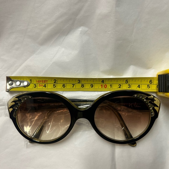 Francis Klein Eyewear - Picture 6 of 7